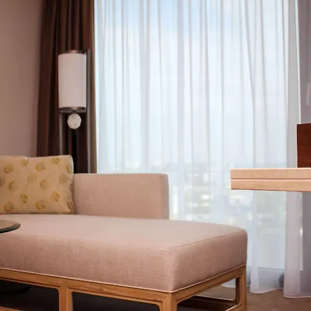 Hotel Delta By Marriott Frankfurt 4*