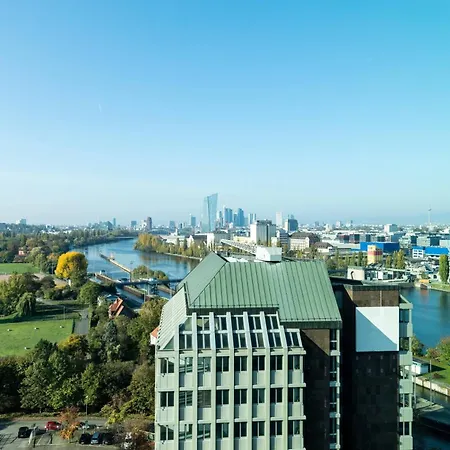 Delta By Marriott Frankfurt 4*