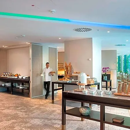 Delta By Marriott Frankfurt Hotel