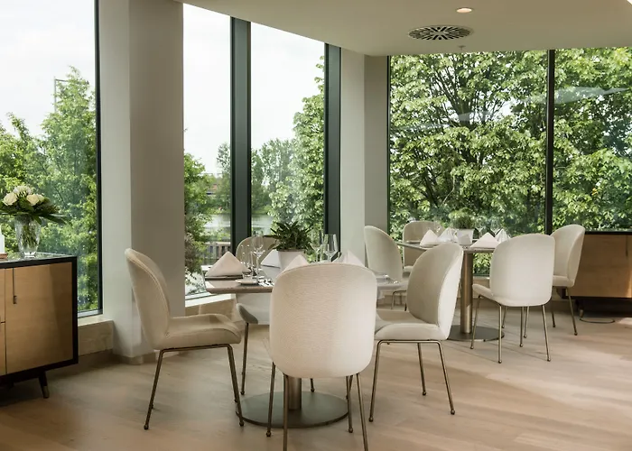 Delta By Marriott Frankfurt Отель 4*