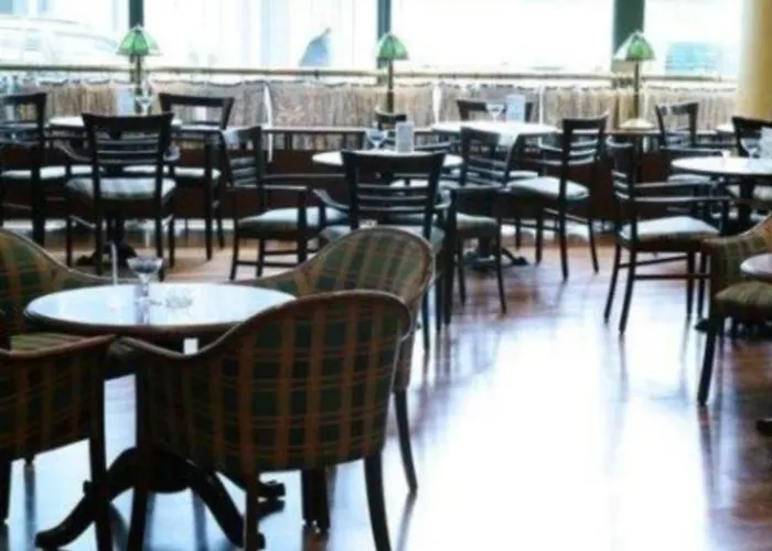 Отель Delta By Marriott Frankfurt 4*